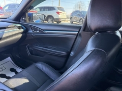 Used 2018  Honda Civic Hatchback 4d Sport Touring at A&plus; Autobrokers near Mt&period; Vernon&comma; OH