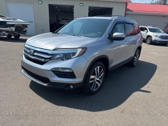 Used 2017 Honda Pilot 4d SUV AWD Elite at A+ Autobrokers near Mt. Vernon, OH