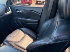 Used 2016 Jeep Cherokee 4d SUV 4WD Trailhawk V6 at A+ Autobrokers near Mt. Vernon, OH