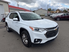 Used 2020  Chevrolet Traverse 4d SUV FWD LT Cloth w/2FL at A+ Autobrokers near Mt. Vernon, OH