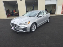 Used 2019  Ford Fusion Hybrid 4d Sedan FWD SE at A&plus; Autobrokers near Mt&period; Vernon&comma; OH
