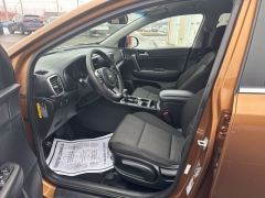 Used 2020  Kia Sportage 4d SUV AWD LX at A&plus; Autobrokers near Mt&period; Vernon&comma; OH