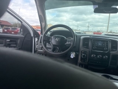 Used 2018  Ram 1500 4WD Quad Cab Express at A&plus; Autobrokers near Mt&period; Vernon&comma; OH