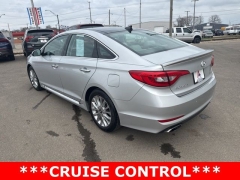Used 2015  Hyundai Sonata 4d Sedan Limited at A&plus; Autobrokers near Mt&period; Vernon&comma; OH