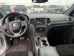 Used 2018  Jeep Grand Cherokee 4d SUV 4WD Laredo Altitude at A&plus; Autobrokers near Mt&period; Vernon&comma; OH