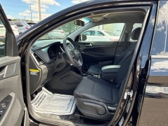 Used 2018  Hyundai Tucson 4d SUV AWD SE at A&plus; Autobrokers near Mt&period; Vernon&comma; OH