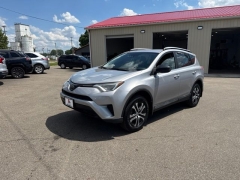 Used 2017  Toyota RAV4 4d SUV AWD LE at A&plus; Autobrokers near Mt&period; Vernon&comma; OH