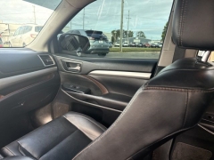 Used 2019  Toyota Highlander 4d SUV AWD XLE at A&plus; Autobrokers near Mt&period; Vernon&comma; OH