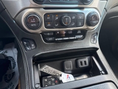 Used 2019  GMC Yukon XL 4d SUV 4WD Denali at A&plus; Autobrokers near Mt&period; Vernon&comma; OH