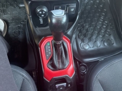 Used 2015  Jeep Renegade 4d SUV 4WD Trailhawk at A&plus; Autobrokers near Mt&period; Vernon&comma; OH