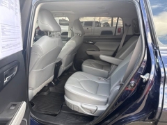 Used 2020  Toyota Highlander 4d SUV AWD XLE at A&plus; Autobrokers near Mt&period; Vernon&comma; OH