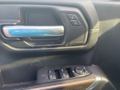 Used 2020  Chevrolet Silverado 1500 4WD Crew Cab LT Trail Boss at A+ Autobrokers near Mt. Vernon, OH