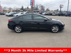 Used 2019  Hyundai Elantra 4d Sedan SEL at A&plus; Autobrokers near Mt&period; Vernon&comma; OH