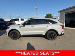 Used 2022  Kia Sorento SX FWD at A&plus; Autobrokers near Mt&period; Vernon&comma; OH