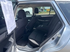 Used 2018  Subaru Outback 4d SUV 2&period;5i Premium at A&plus; Autobrokers near Mt&period; Vernon&comma; OH