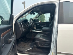Used 2017  Ram 1500 4WD Crew Cab Laramie at A&plus; Autobrokers near Mt&period; Vernon&comma; OH