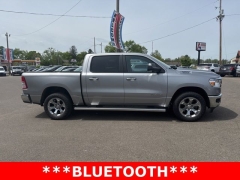 Used 2019  Ram 1500 4WD Crew Cab Big Horn&sol;Lone Star at A&plus; Autobrokers near Mt&period; Vernon&comma; OH