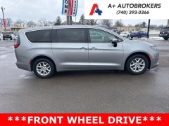Used 2017  Chrysler Pacifica 4d Wagon Touring at A&plus; Autobrokers near Mt&period; Vernon&comma; OH