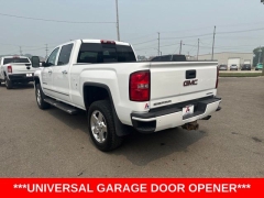 Used 2015  GMC Sierra 2500 4WD Crew Cab Denali at A&plus; Autobrokers near Mt&period; Vernon&comma; OH