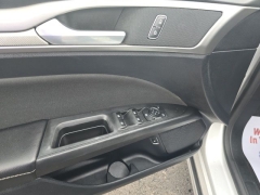 Used 2019  Ford Fusion Hybrid 4d Sedan FWD SE at A&plus; Autobrokers near Mt&period; Vernon&comma; OH