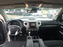 Used 2018  Toyota Tundra 4WD CrewMax SR5 5&period;7L FFV at A&plus; Autobrokers near Mt&period; Vernon&comma; OH
