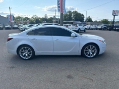 Used 2017  Buick Regal 4d Sedan AWD Turbo GS at A&plus; Autobrokers near Mt&period; Vernon&comma; OH