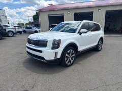 Used 2020  Kia Telluride 4d SUV AWD EX at A&plus; Autobrokers near Mt&period; Vernon&comma; OH