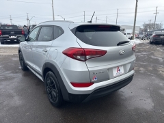 Used 2017  Hyundai Tucson 4d SUV AWD SE Plus at A&plus; Autobrokers near Mt&period; Vernon&comma; OH