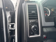 Used 2018  Ram 1500 4WD Quad Cab Express at A&plus; Autobrokers near Mt&period; Vernon&comma; OH