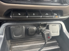 Used 2015  GMC Sierra 2500 4WD Crew Cab Denali at A&plus; Autobrokers near Mt&period; Vernon&comma; OH