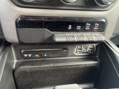 Used 2019  Ram 1500 4WD Crew Cab Big Horn&sol;Lone Star Level 2 at A&plus; Autobrokers near Mt&period; Vernon&comma; OH