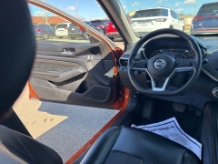 Used 2020  Nissan Altima 4d Sedan AWD 2&period;5L SR at A&plus; Autobrokers near Mt&period; Vernon&comma; OH