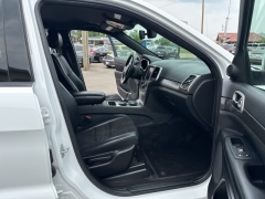 Used 2018 Jeep Grand Cherokee 4d SUV 4WD Laredo Altitude at A+ Autobrokers near Mt. Vernon, OH