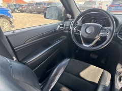 Used 2019  Jeep Grand Cherokee 4d SUV 4WD Laredo Altitude at A&plus; Autobrokers near Mt&period; Vernon&comma; OH