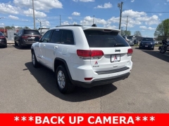 Used 2019  Jeep Grand Cherokee 4d SUV 4WD Laredo E at A&plus; Autobrokers near Mt&period; Vernon&comma; OH