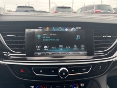 Used 2018  Buick Regal TourX 4d Wagon AWD Essence at A&plus; Autobrokers near Mt&period; Vernon&comma; OH