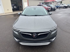 Used 2018  Buick Regal TourX 4d Wagon AWD Essence at A&plus; Autobrokers near Mt&period; Vernon&comma; OH