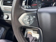 Used 2018  Chevrolet Suburban 4d SUV 4WD LT at A&plus; Autobrokers near Mt&period; Vernon&comma; OH