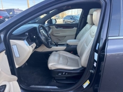 Used 2019  Cadillac XT5 4d SUV AWD Luxury at A&plus; Autobrokers near Mt&period; Vernon&comma; OH