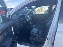 Used 2017  Honda Ridgeline Crew Cab AWD RTL-E at A+ Autobrokers near Mt. Vernon, OH