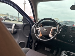 Used 2009  Chevrolet Silverado 1500 4WD Ext Cab LT at A&plus; Autobrokers near Mt&period; Vernon&comma; OH