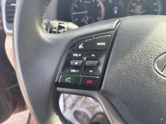 Used 2017  Hyundai Tucson 4d SUV AWD Limited at A&plus; Autobrokers near Mt&period; Vernon&comma; OH