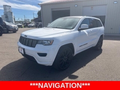 Used 2018  Jeep Grand Cherokee 4d SUV 4WD Laredo Altitude at A&plus; Autobrokers near Mt&period; Vernon&comma; OH