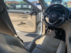 Used 2017  Jeep Grand Cherokee 4d SUV 4WD Limited at A&plus; Autobrokers near Mt&period; Vernon&comma; OH