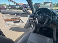 Used 2012  Honda Accord Sedan 4d EX-L V6 at A&plus; Autobrokers near Mt&period; Vernon&comma; OH