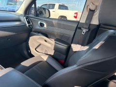 Used 2022  Kia Sorento SX FWD at A&plus; Autobrokers near Mt&period; Vernon&comma; OH