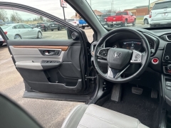 Used 2017  Honda CR-V 4d SUV AWD Touring at A&plus; Autobrokers near Mt&period; Vernon&comma; OH