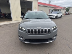 Used 2019 Jeep Cherokee 4d SUV 4WD Limited 3.2L at A+ Autobrokers near Mt. Vernon, OH