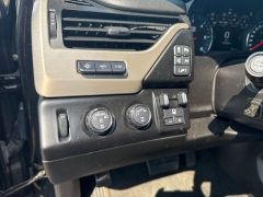 Used 2017  GMC Yukon 4d SUV 4WD Denali at A&plus; Autobrokers near Mt&period; Vernon&comma; OH