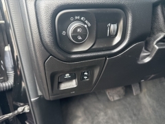 Used 2020  Ram 1500 4WD Crew Cab Big Horn at A&plus; Autobrokers near Mt&period; Vernon&comma; OH